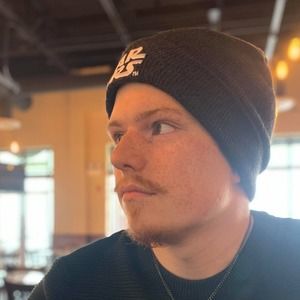 Meet your Posher, Hayden